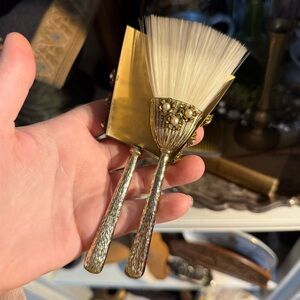 Elegant Gold Handheld Crumb Broom & Pan